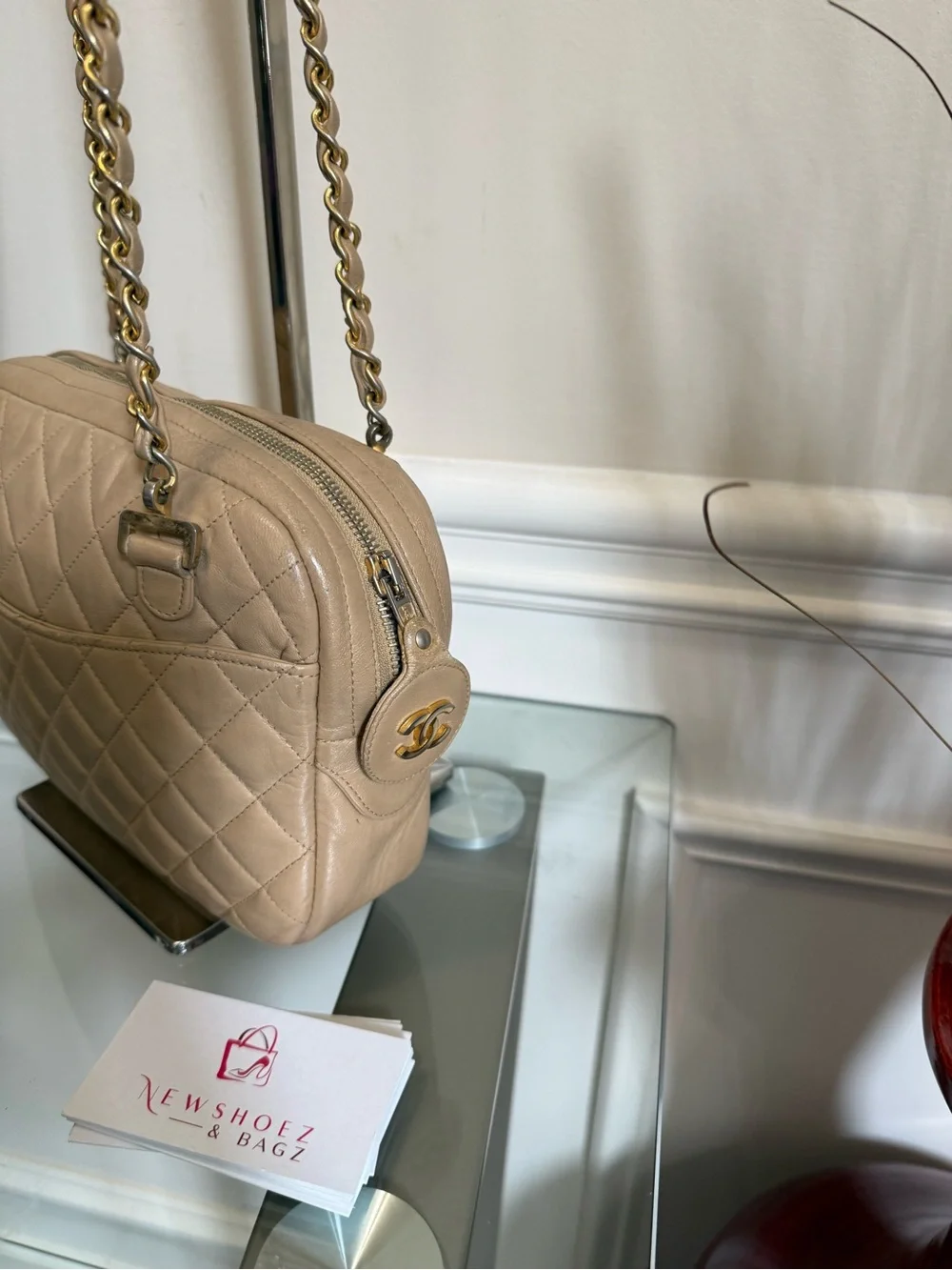 CHANEL Beige Quilted Shoulder Bag with Gold Chain